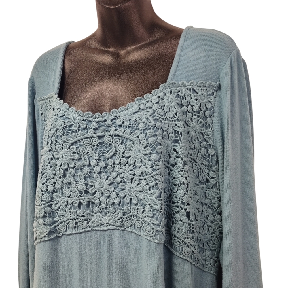 Davi & Dani Women's 2XL Green Long Sleeve Floral Lace Yoke Square Neck Sweater - Picture 4 of 9